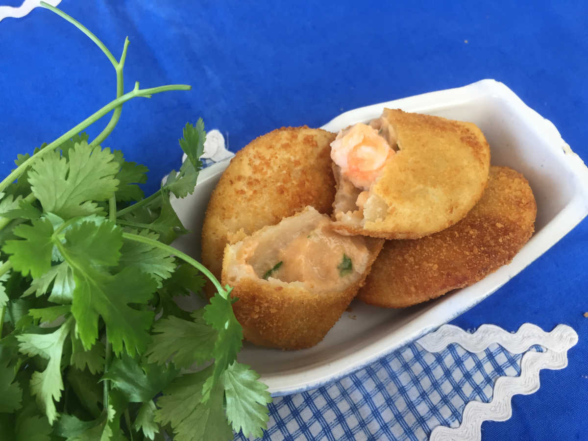 Receita de rissóis de camarão - receitas da catarina